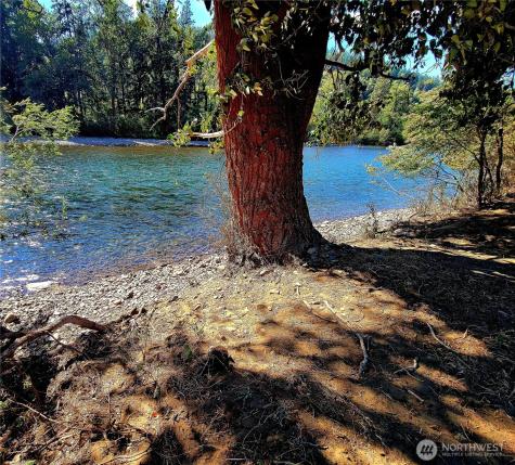 53 Highway 10 Cle Elum WA 98922