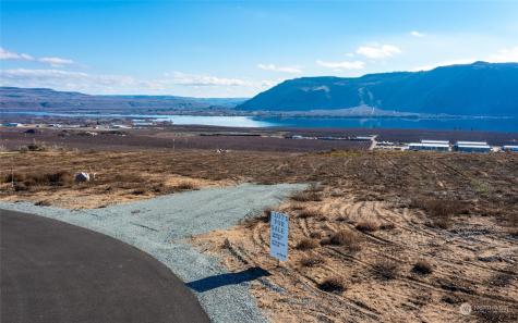 0 The Park Place Brewster WA 98812