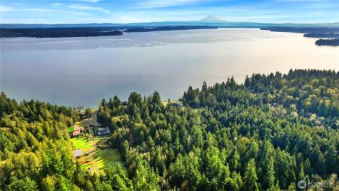 16518 34th Street Court NW Lakebay WA 98349