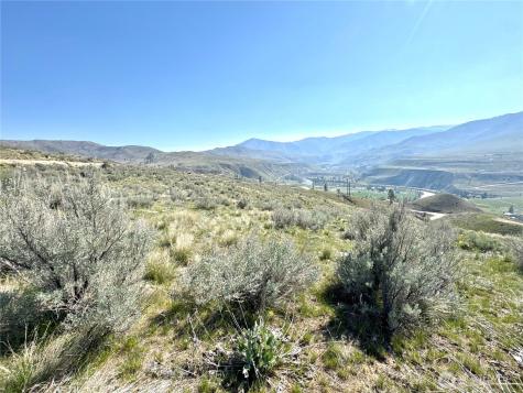 1 Riverbend Overlook Methow WA 98834