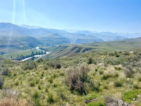 1 Riverbend Overlook Methow WA 98834