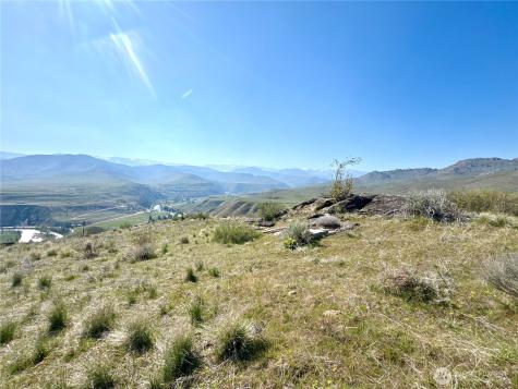 1 Riverbend Overlook Methow WA 98834