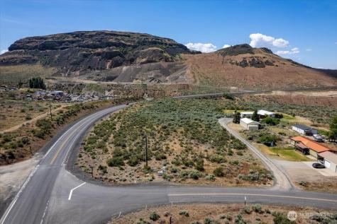 1660 Wild Life Lane Grand Coulee WA 99133