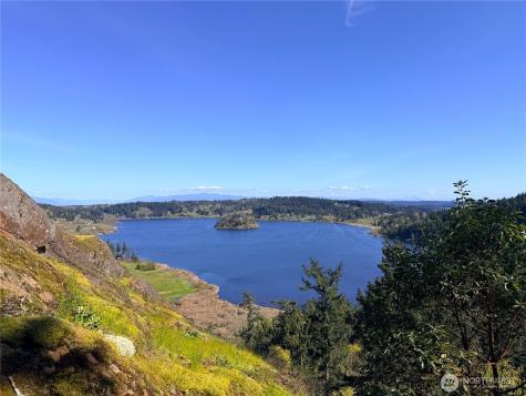 13998 Donnell Road Anacortes WA 98221
