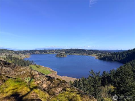 13998 Donnell Road Anacortes WA 98221