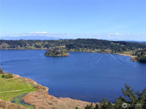 13998 Donnell Road Anacortes WA 98221
