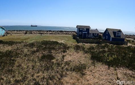 1454 Storm King Avenue Ocean Shores WA 98569