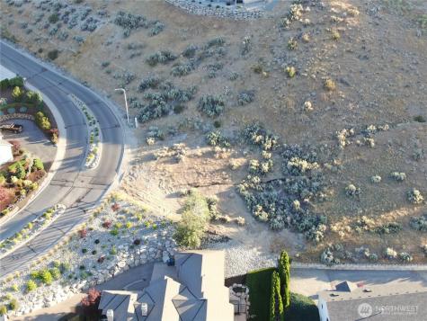 210 Crystal View Drive Chelan WA 98816