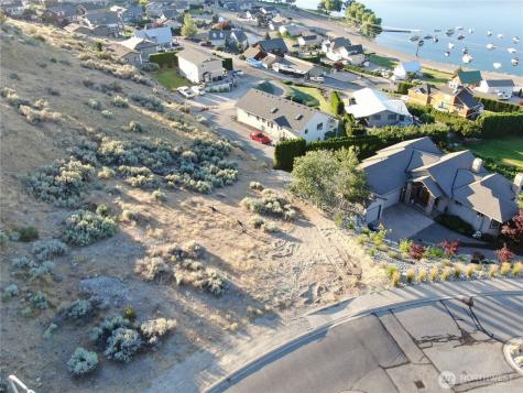 210 Crystal View Drive Chelan WA 98816