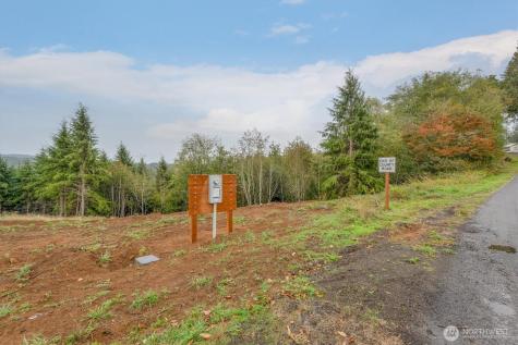 307 Greenwood Road Cathlamet WA 98612