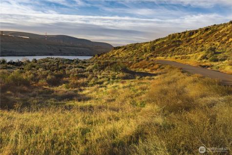 375 Ravenwing Lane Malaga WA 98828