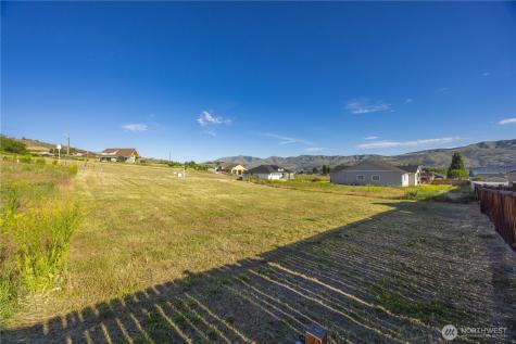 58 Sailing Hawk Lane Manson WA 98831