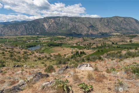 569 Glory View Lane Manson WA 98831
