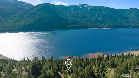 7 Newport Creek Loop Ronald WA 98940