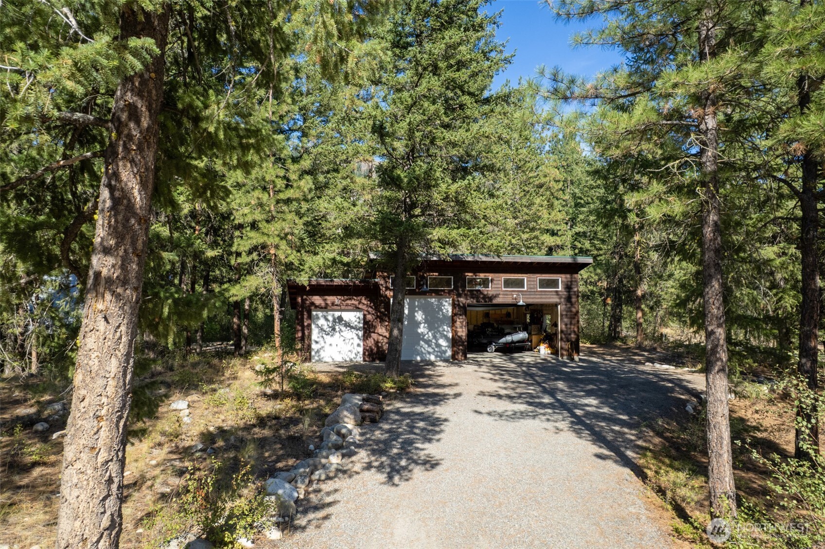 15 Deer Run Loop Road Mazama WA 98833