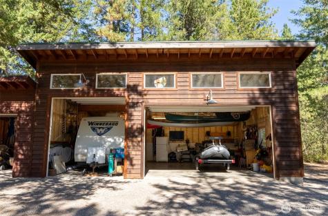 15 Deer Run Loop Road Mazama WA 98833