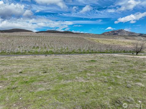 3920 Stayman Flats Road Chelan WA 98816