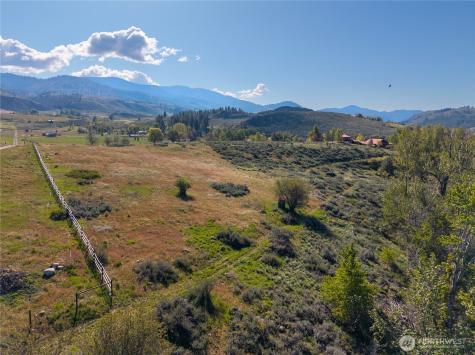 265 East Chewuch Road Winthrop WA 98862