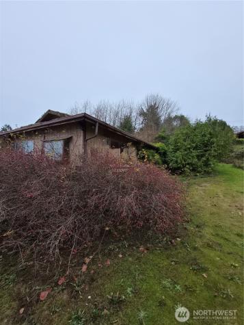 8415 SE Southworth Drive Port Orchard WA 98366