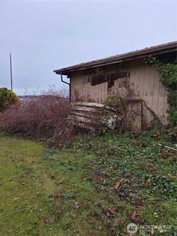 8415 SE Southworth Drive Port Orchard WA 98366