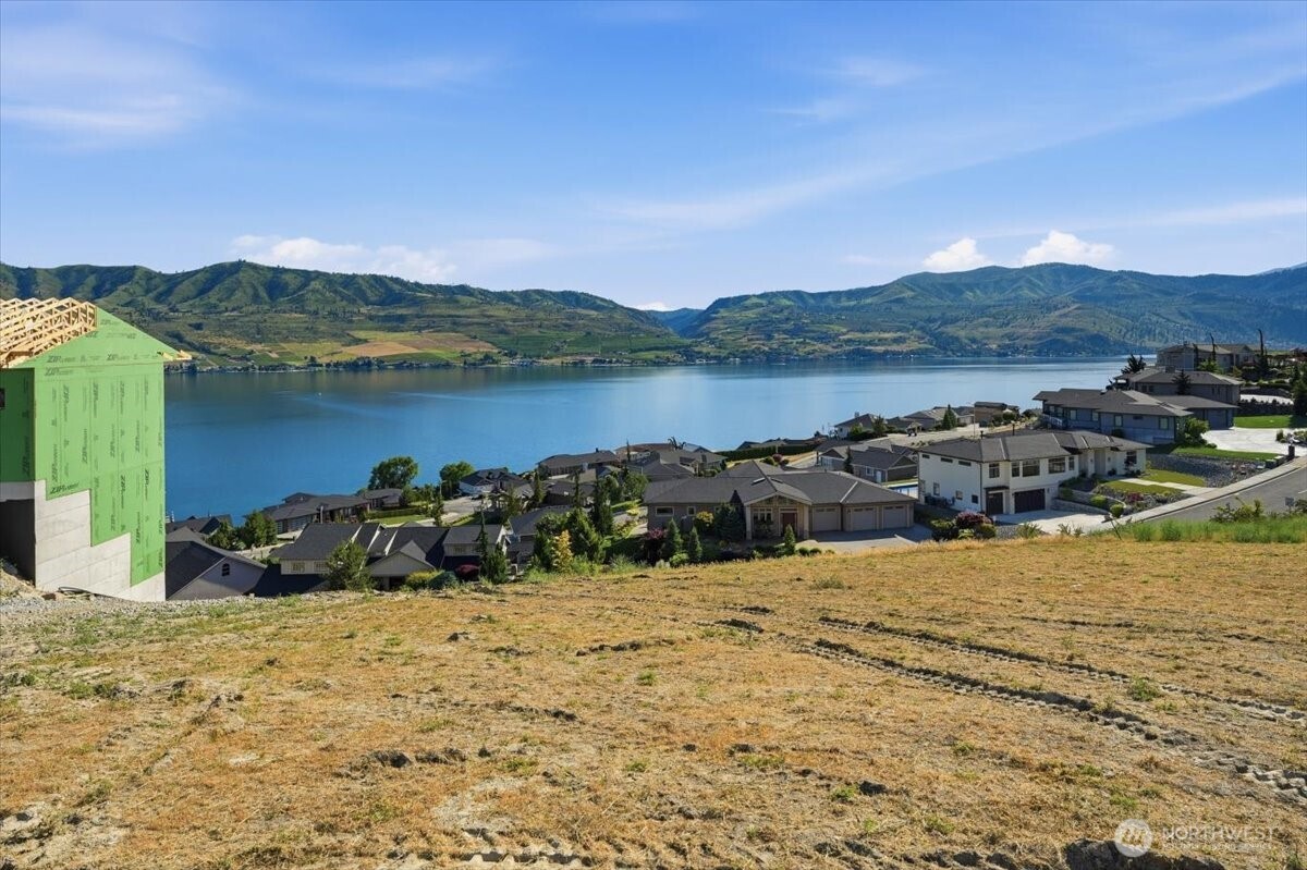 112 Crystal Crest Drive Chelan WA 98816