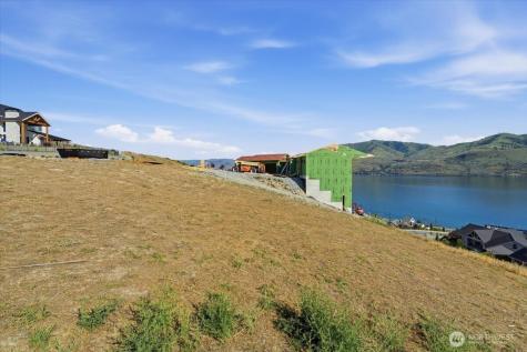112 Crystal Crest Drive Chelan WA 98816