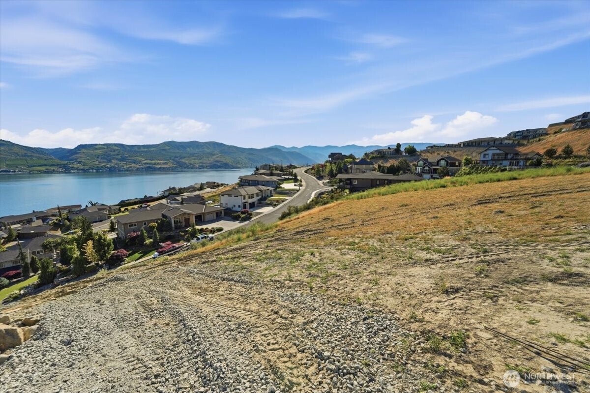 112 Crystal Crest Drive Chelan WA 98816