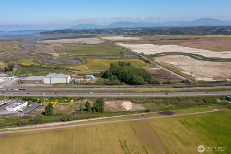 1377 Laconner Whitney Road Mount Vernon WA 98273