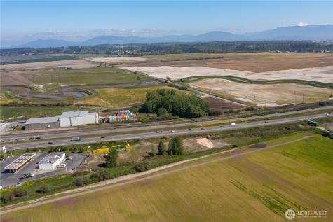 1377 Laconner Whitney Road Mount Vernon WA 98273