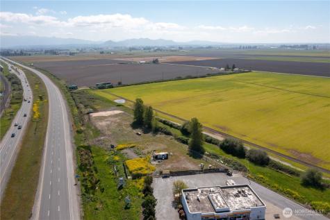 1377 Laconner Whitney Road Mount Vernon WA 98273