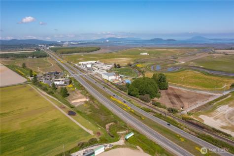 1377 Laconner Whitney Road Mount Vernon WA 98273