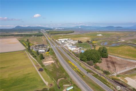 1377 Laconner Whitney Road Mount Vernon WA 98273