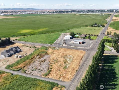 2004 W Joanna Lane Othello WA 99344