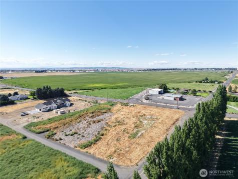 2004 W Joanna Lane Othello WA 99344