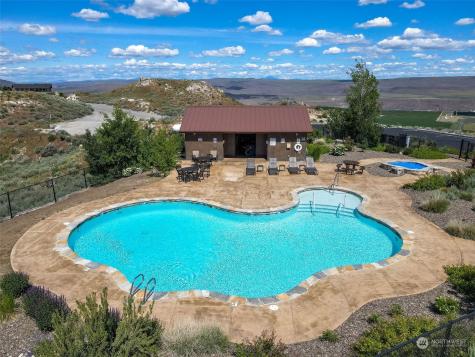 0 Lipizzan Brewster WA 98812