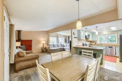 9715 162nd Street SE Snohomish WA 98296