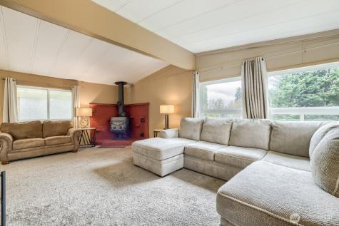 9715 162nd Street SE Snohomish WA 98296