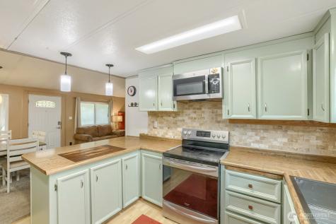 9715 162nd Street SE Snohomish WA 98296