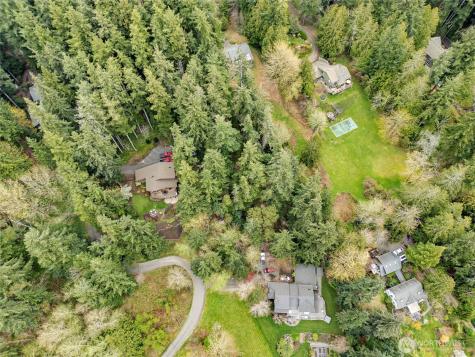 9190 Fox Cove Lane NE Bainbridge Island WA 98110