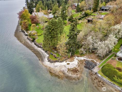 9190 Fox Cove Lane NE Bainbridge Island WA 98110