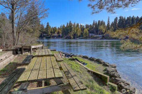 9190 Fox Cove Lane NE Bainbridge Island WA 98110
