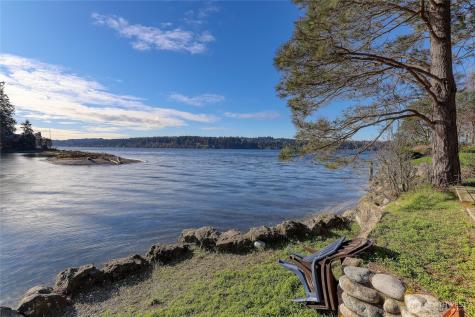 9190 Fox Cove Lane NE Bainbridge Island WA 98110