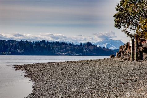 9190 Fox Cove Lane NE Bainbridge Island WA 98110