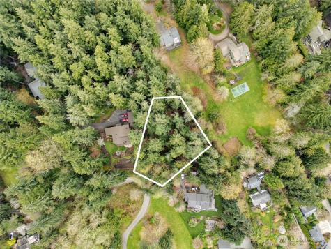 9190 Fox Cove Lane NE Bainbridge Island WA 98110