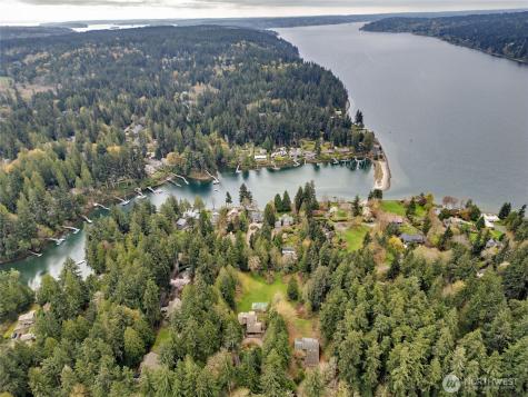 9190 Fox Cove Lane NE Bainbridge Island WA 98110