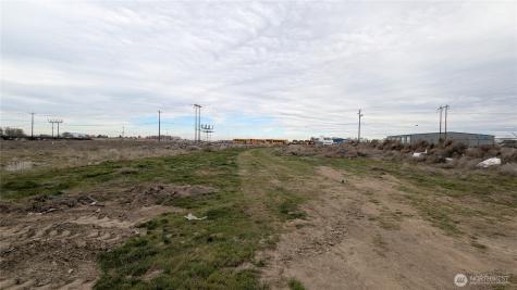 1 E Salt Lake Street Pasco WA 99301