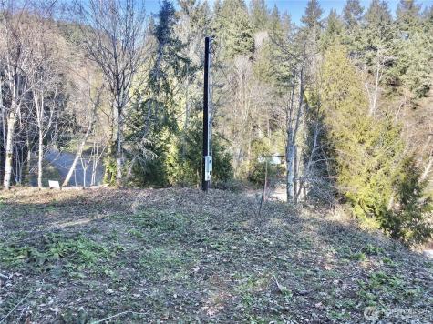 143 N Shar Lane Lilliwaup WA 98555