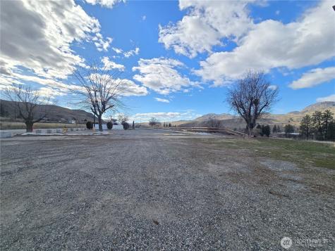 11 Appleway Okanogan WA 98840