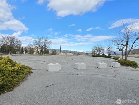 11 Appleway Okanogan WA 98840