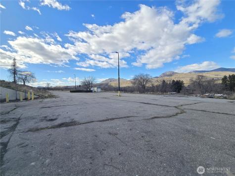 11 Appleway Okanogan WA 98840